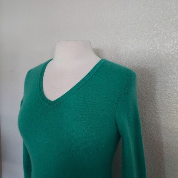 Charter Club Cashmere Emerald Green Sweater Size S - Picture 4 of 11